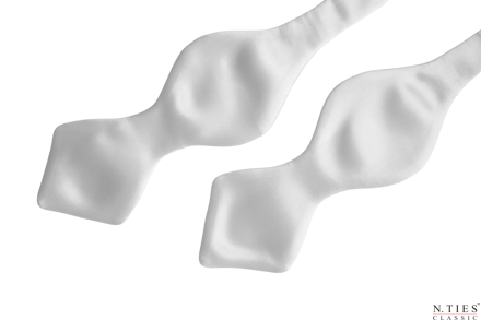 Vázací motýlek, bílá - Chalk White - hedvábný acetátový satén 